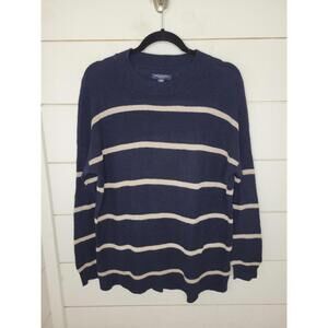American Eagle Outfitters Jegging Fit Small mock neck sweater